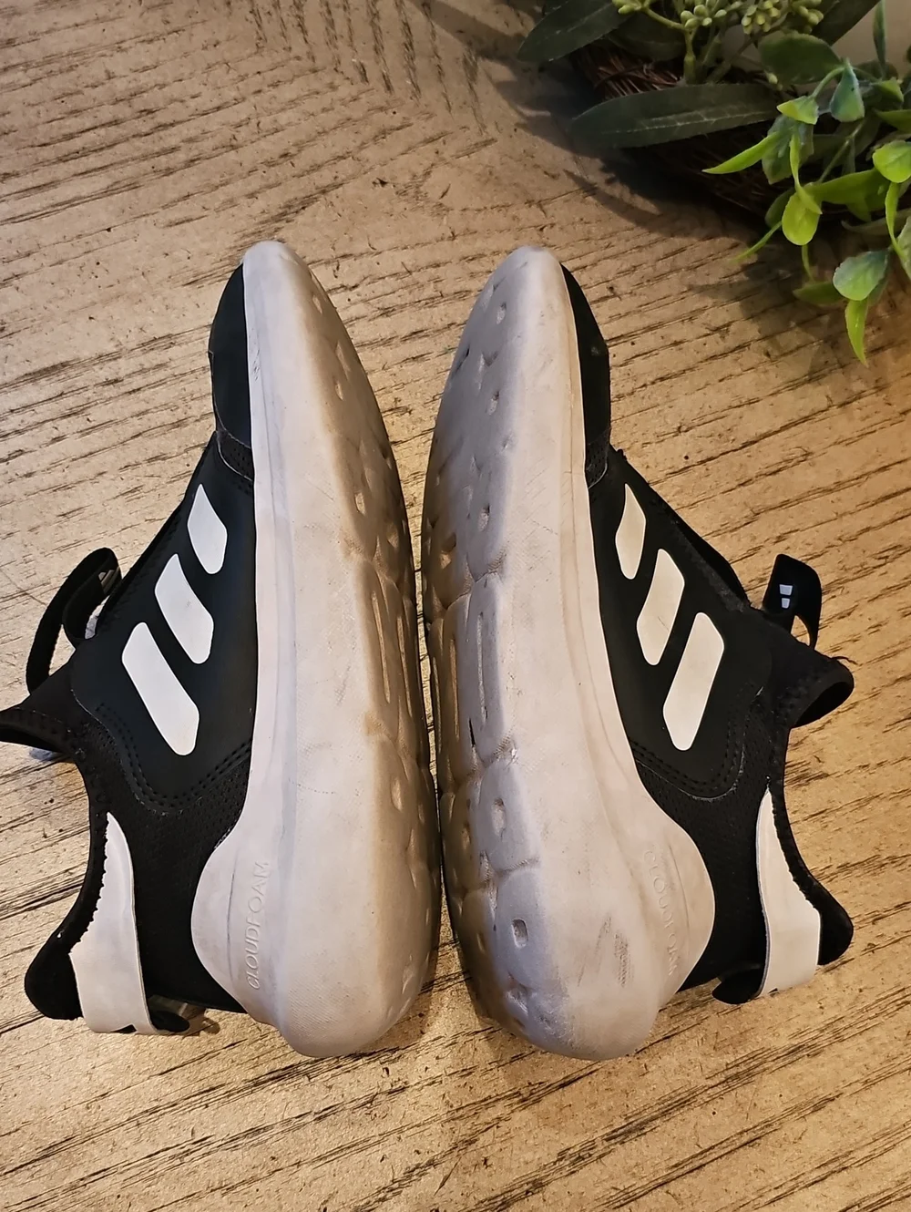 Adidas Cloudfoam Size 3